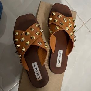 STEVE MADDEN SANDALS